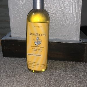 Partylite New bottle of AromaSimmers